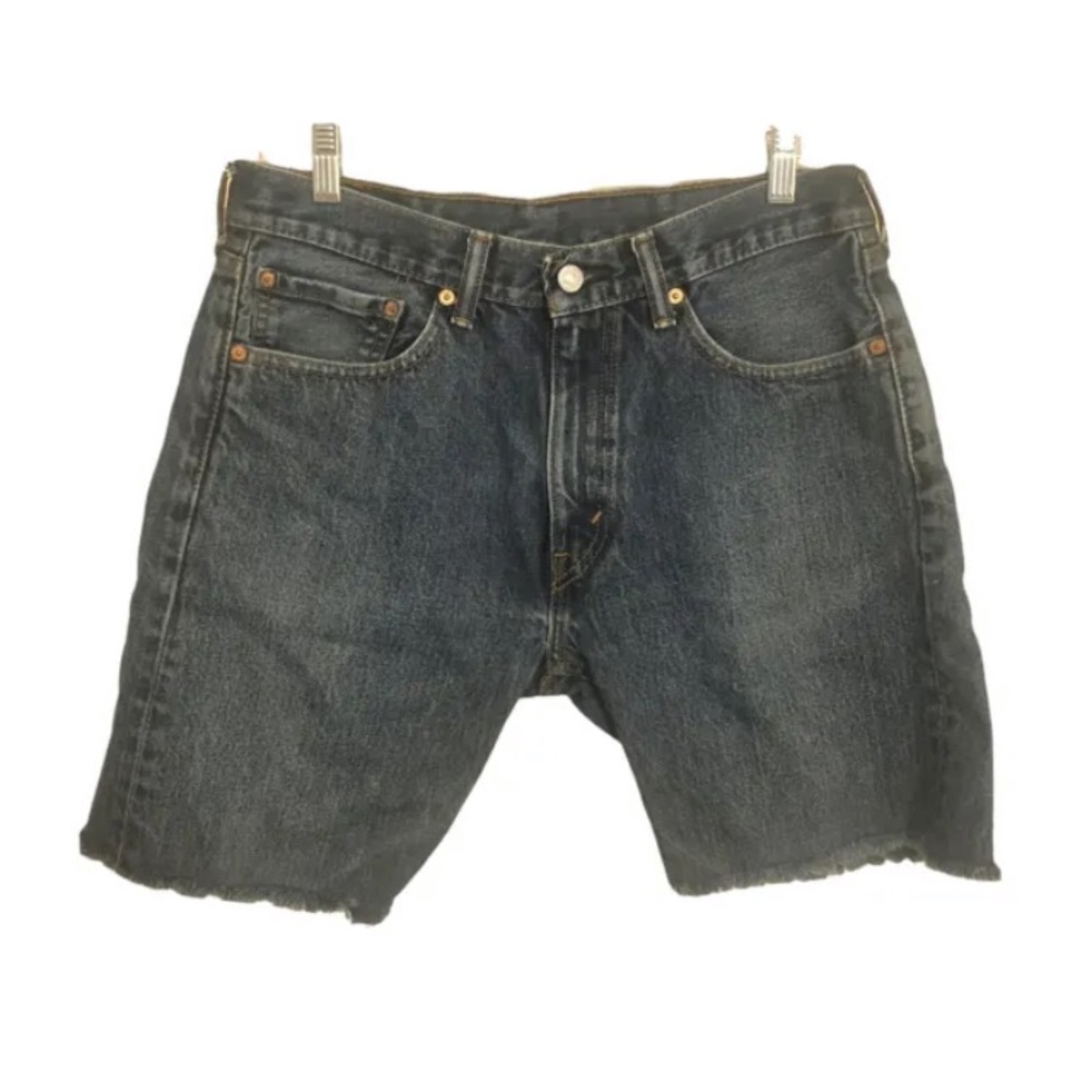 Levi Strauss 505 cut off raw hem denim shorts, 32” waist, medium wash